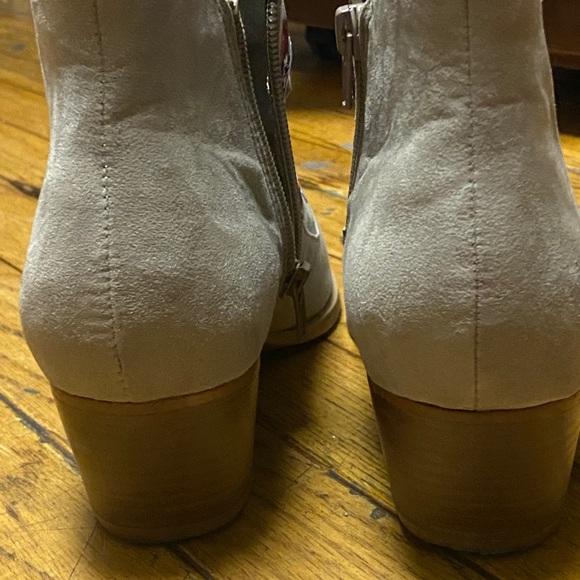 Women’s boots - Picture 4 of 6